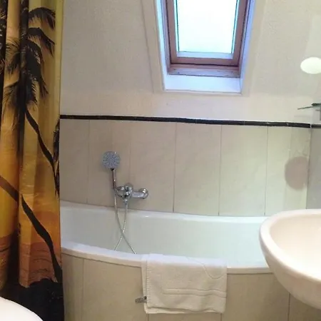 Dormitorium Wohnraum Auf Zeit Kaarst