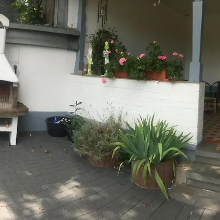 Dormitorium Wohnraum Auf Zeit بيت شباب *