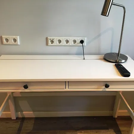 Hostel Dormitorium Wohnraum Auf Zeit