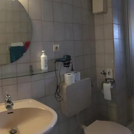 Dormitorium Wohnraum Auf Zeit