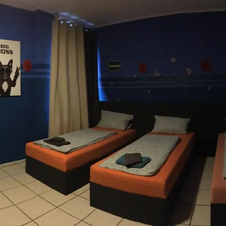 Dormitorium Wohnraum Auf Zeit بيت شباب