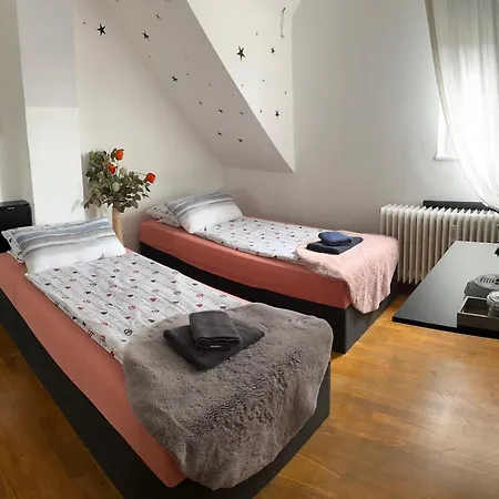 بيت شباب Dormitorium Wohnraum Auf Zeit