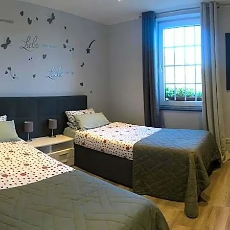 Dormitorium Wohnraum Auf Zeit *