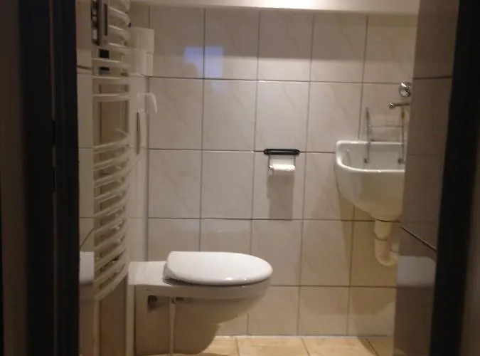 Dormitorium Wohnraum Auf Zeit Hostel