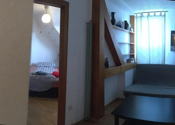 Auberge de jeunesse Dormitorium Wohnraum Auf Zeit