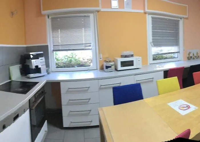 Dormitorium Wohnraum Auf Zeit * Kaarst