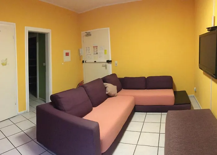 Dormitorium Wohnraum Auf Zeit *